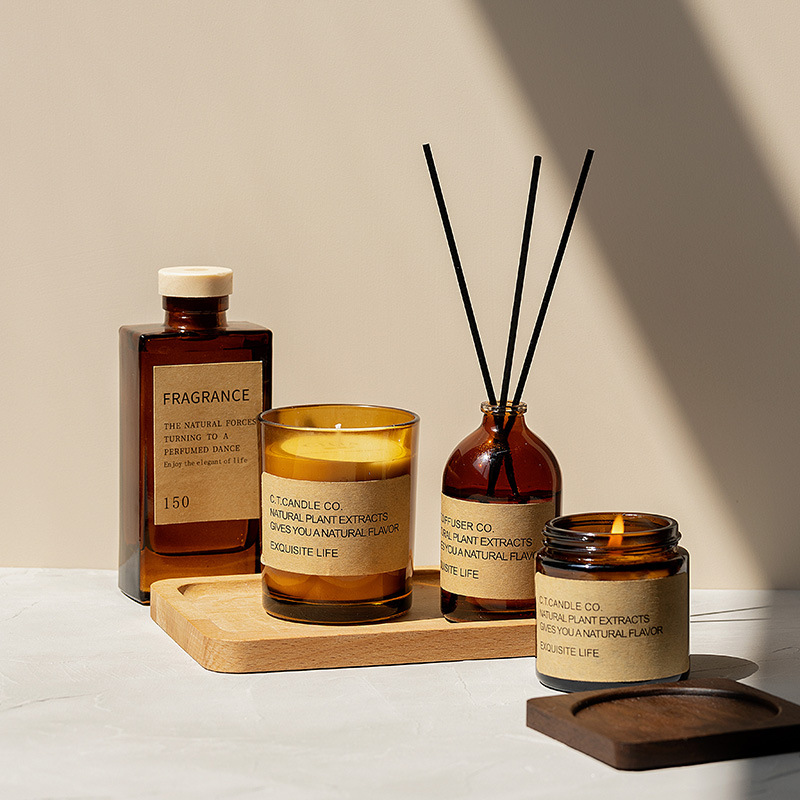 Декоративный декор для дома M&Scent, набор тростниковых диффузоров и ароматических свечей в коробочной упаковке.