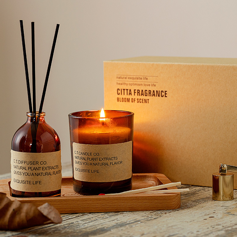 Декоративный декор для дома M&Scent, набор тростниковых диффузоров и ароматических свечей в коробочной упаковке.