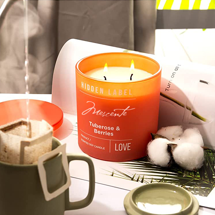 M&Scent оптовая продажа роскошных черных баночек под собственной торговой маркой ароматические свечи из соевого воска с кристаллами