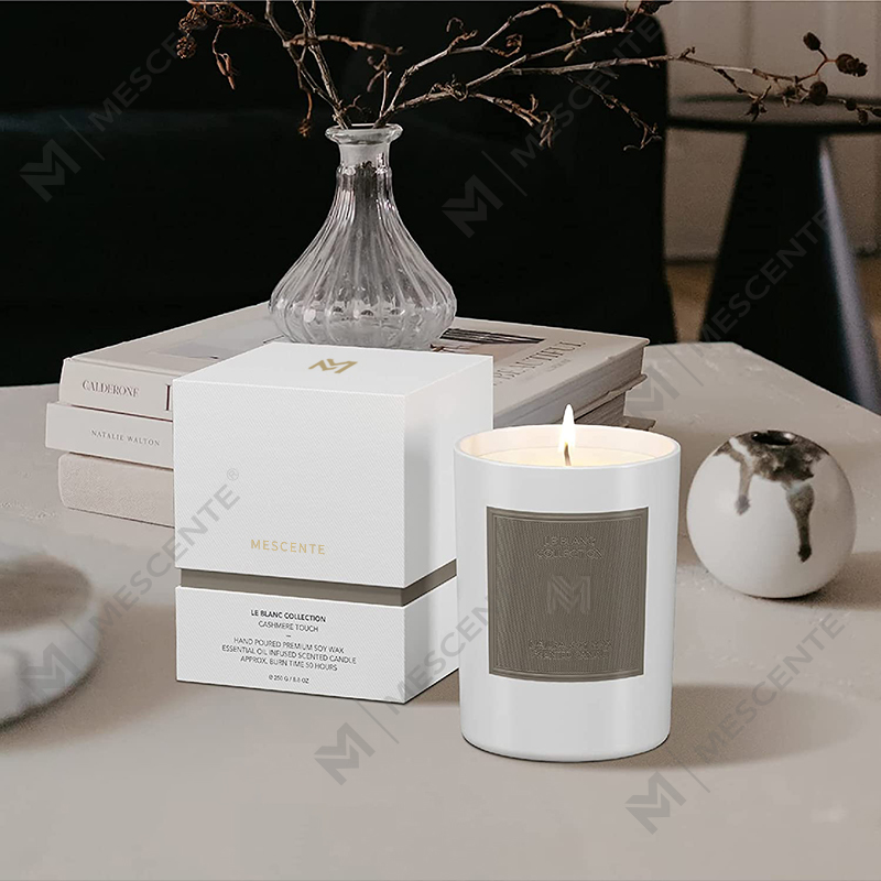 M & Scent оптовая продажа на заказ Роскошные черные стеклянные банки Рождественские наборы соевых восковых свечей для ароматерапии