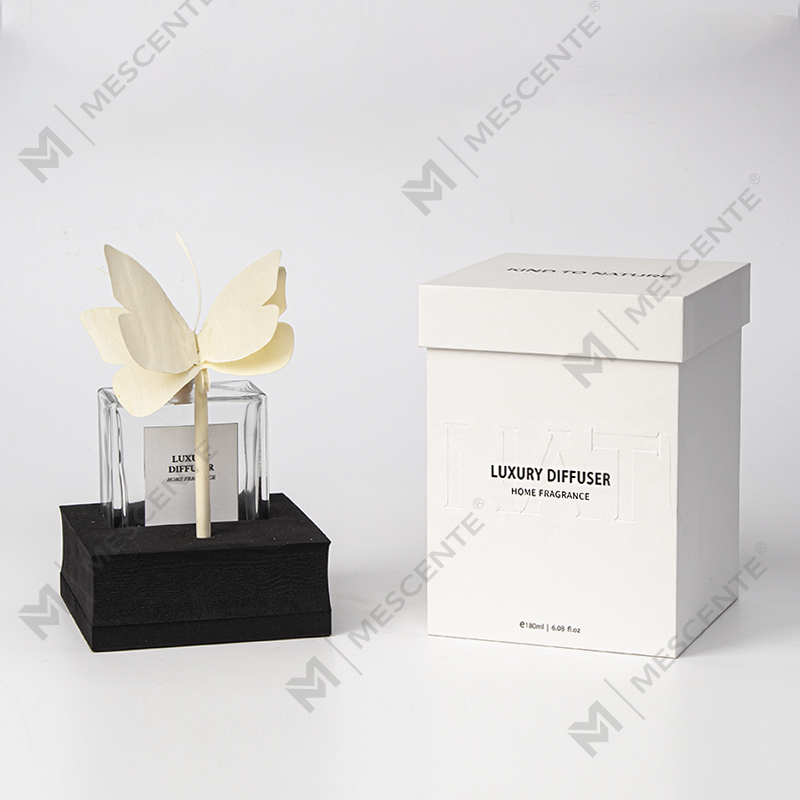 M&Scent, большая квадратная бутылка, большая ротанговая палочка, жидкий диффузор для ароматерапии с пробкой