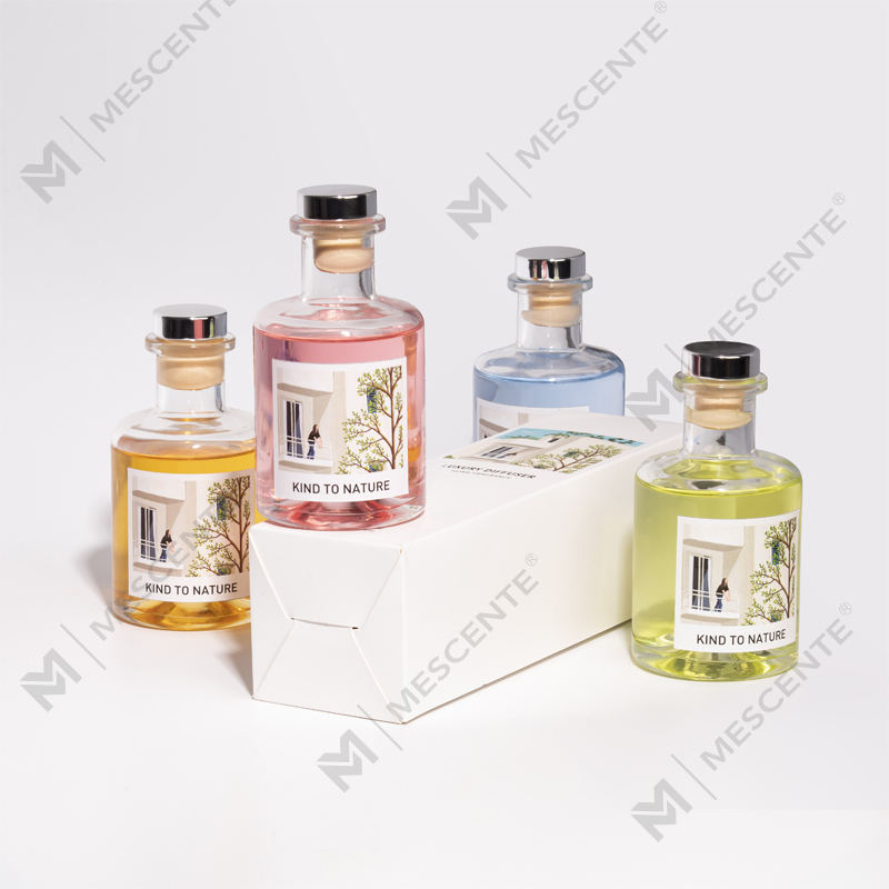 M&Scent Luxury 200 мл Индивидуальная белая бутылка с деревянными палочками и тростниковым диффузором в коробке