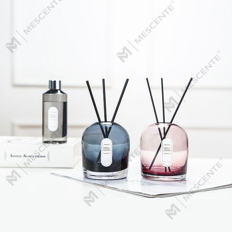 Диффузор Reed делает дом более романтичным и уютным