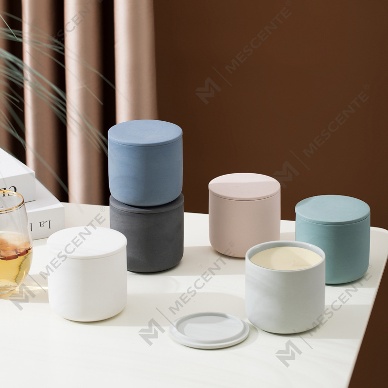 M & Scent оптовая продажа, современная большая банка с 3 фитилями, серебристо-белая матовая рождественская свеча с бамбуковой крышкой